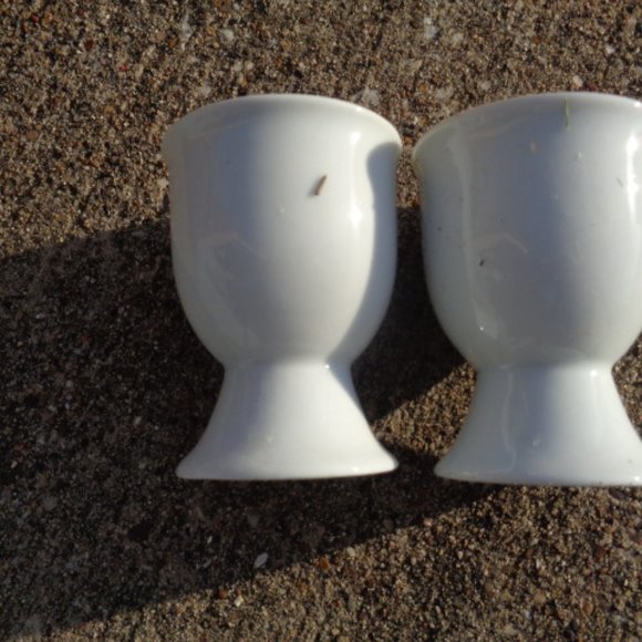 Vintage Scandinavian set of 12 ceramic egg holders, Ceramic Egg Cup, Egg Stand - Picture 9 of 9
